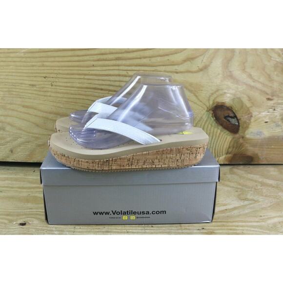 New Volatile Sandals Womens 10 White Leather Snake Platform Thong Neville Shoes - Picture 1 of 6